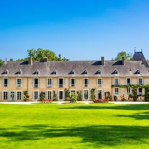 Chateau De La Villedubois Bed & Breakfast
