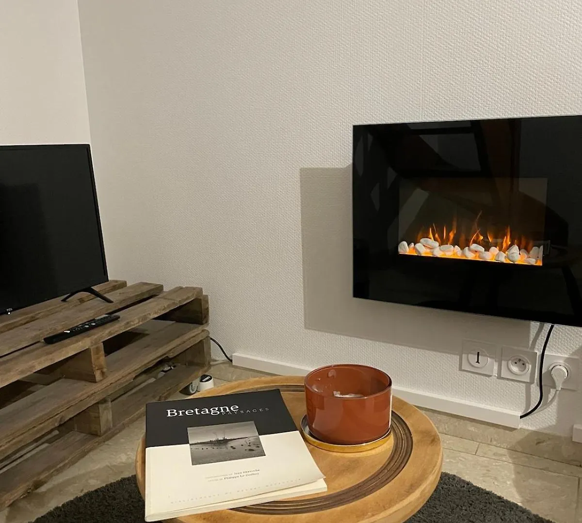 Le Lorient Duplex En Plein Centre De Mordelles Apartment